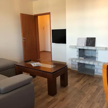 Apartment Spacious 2 Bed Close To Gondola *