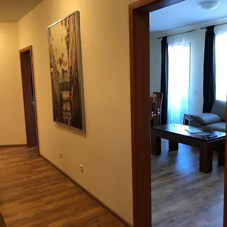 Appartement Spacious 2 Bed Close To Gondola