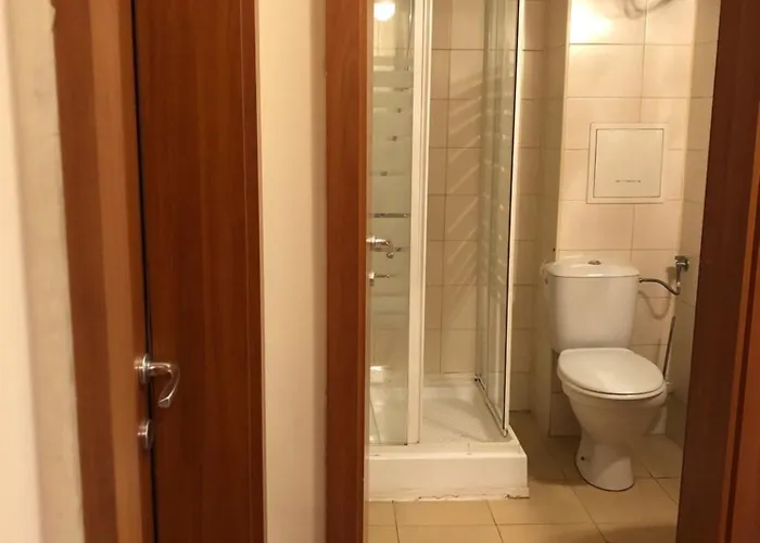 Spacious 2 Bed Close To Gondola Bansko